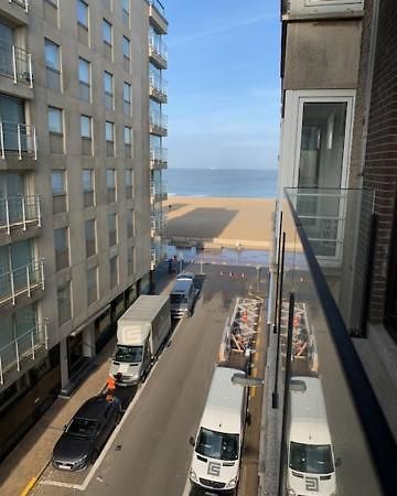 Exclusief Appartement In Hartje Zoute, Zonnig Terras Met Zeezicht クノック・ヘイスト エクステリア 写真